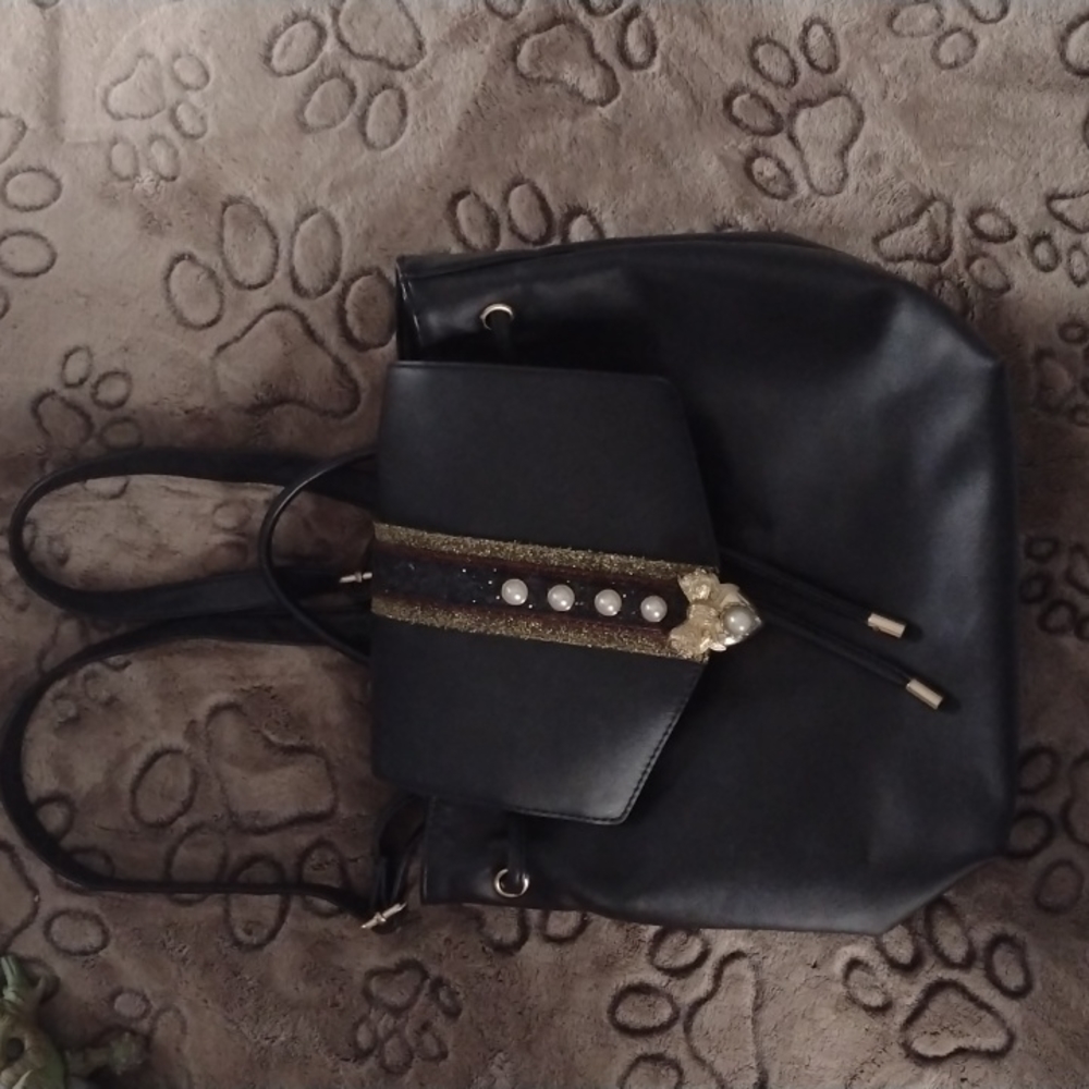 Aldo Aradoven Lock Heart Pearl Bow Blk Faux Leather Backpack Gold Color Hardware